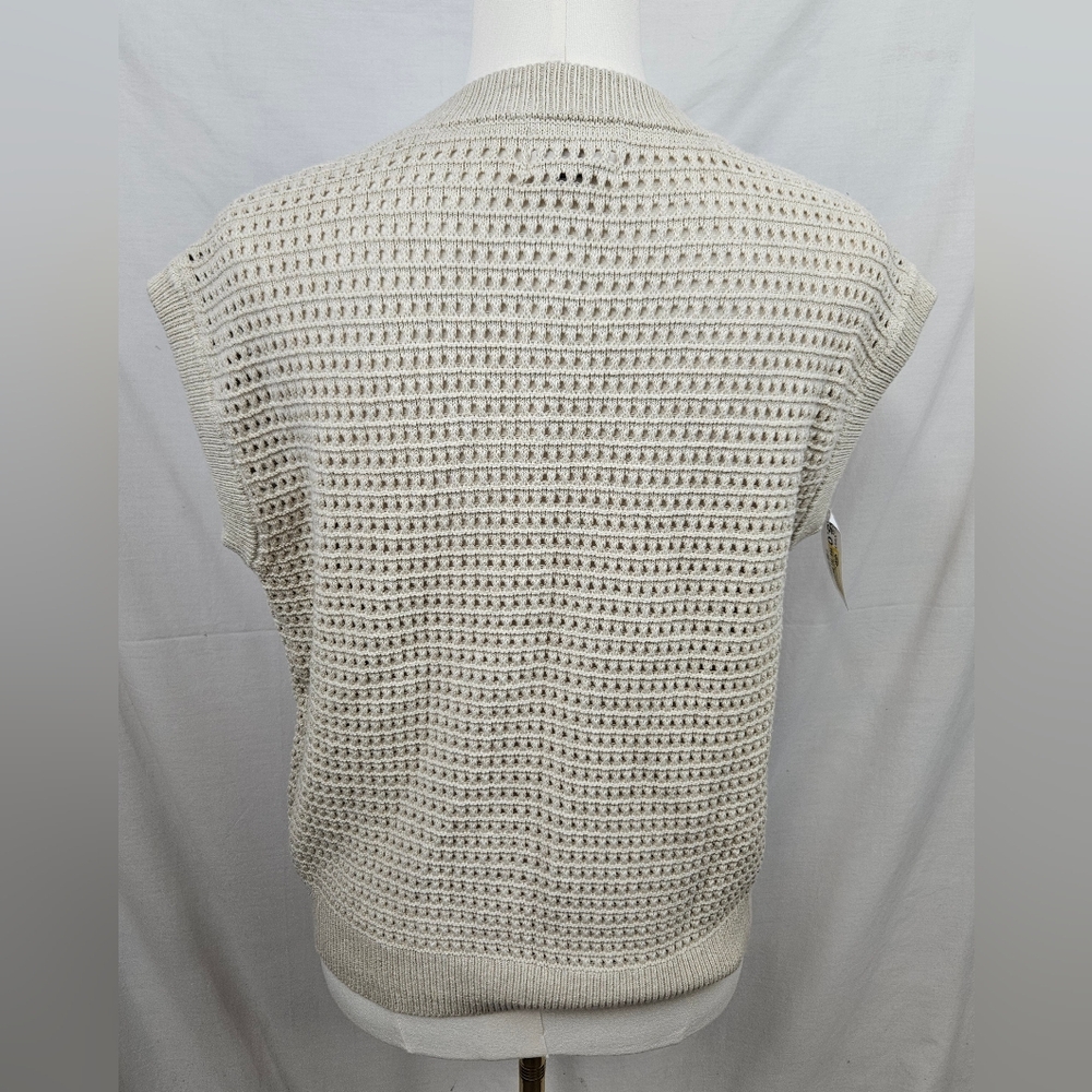 NWT Universal Thread XS Beige Open Knit Crochet Sweater Vest‎ Preppy Staple - Picture 2 of 5